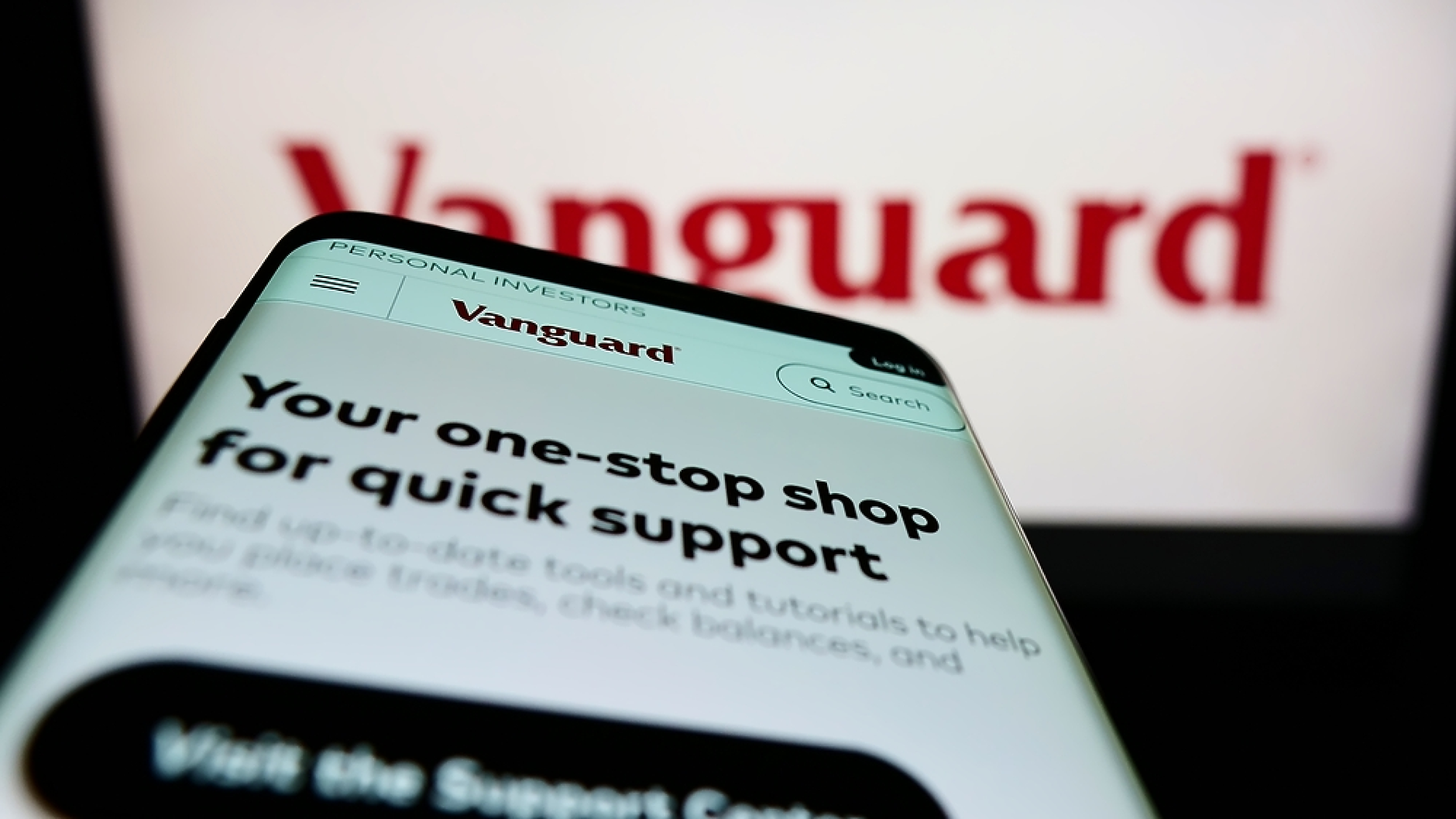 Vanguard Group отнесе $800 хил. глоба заради надценена доходност на фондовете си