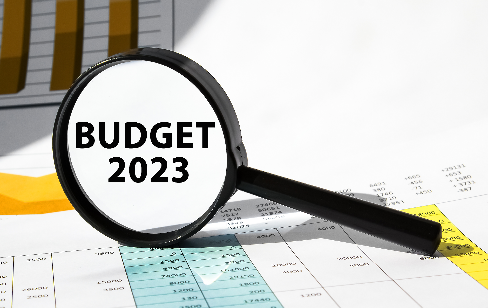 Удължаване, продължаване: Отново без редовен бюджет и поредно отлагане на мерки за свиване на дефицита