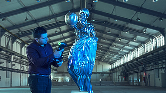 Невъзможна статуя - първата в света скулптура, създадена от изкуствен интелект