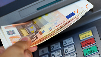 Евростат: 71 на сто от държавния дълг на България е деноминиран в евро 