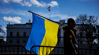  Американски държавни представители са предупредили украинските си колеги че Киев