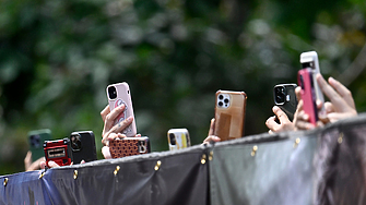 Повече от 5 милиарда неизползвани мобилни телефона в момента залежават