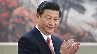 Китайският лидер Си Дзинпин празнува днес 70 годишен юбилей във време