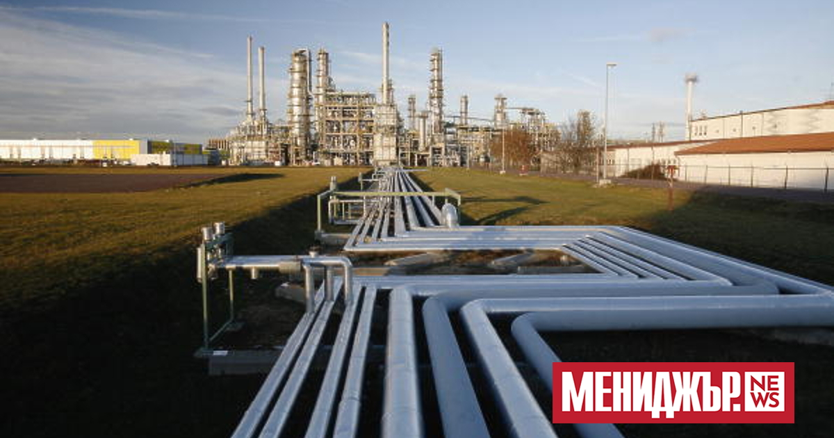 През март 2023 г. общият внос на суров петрол и