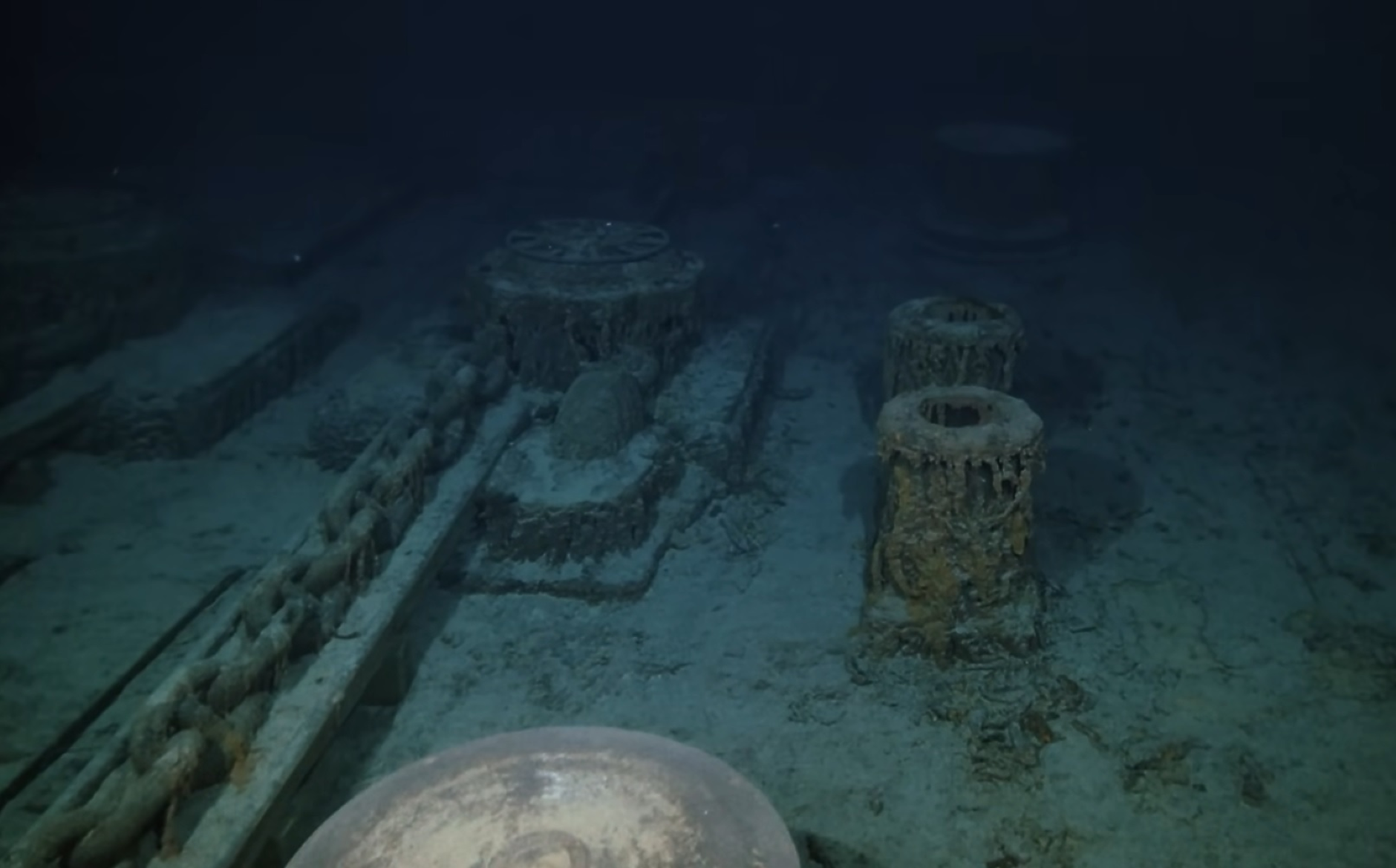 Издирват изчезнал батискаф, изследващ останките на „Титаник“  в Атлантическия океан