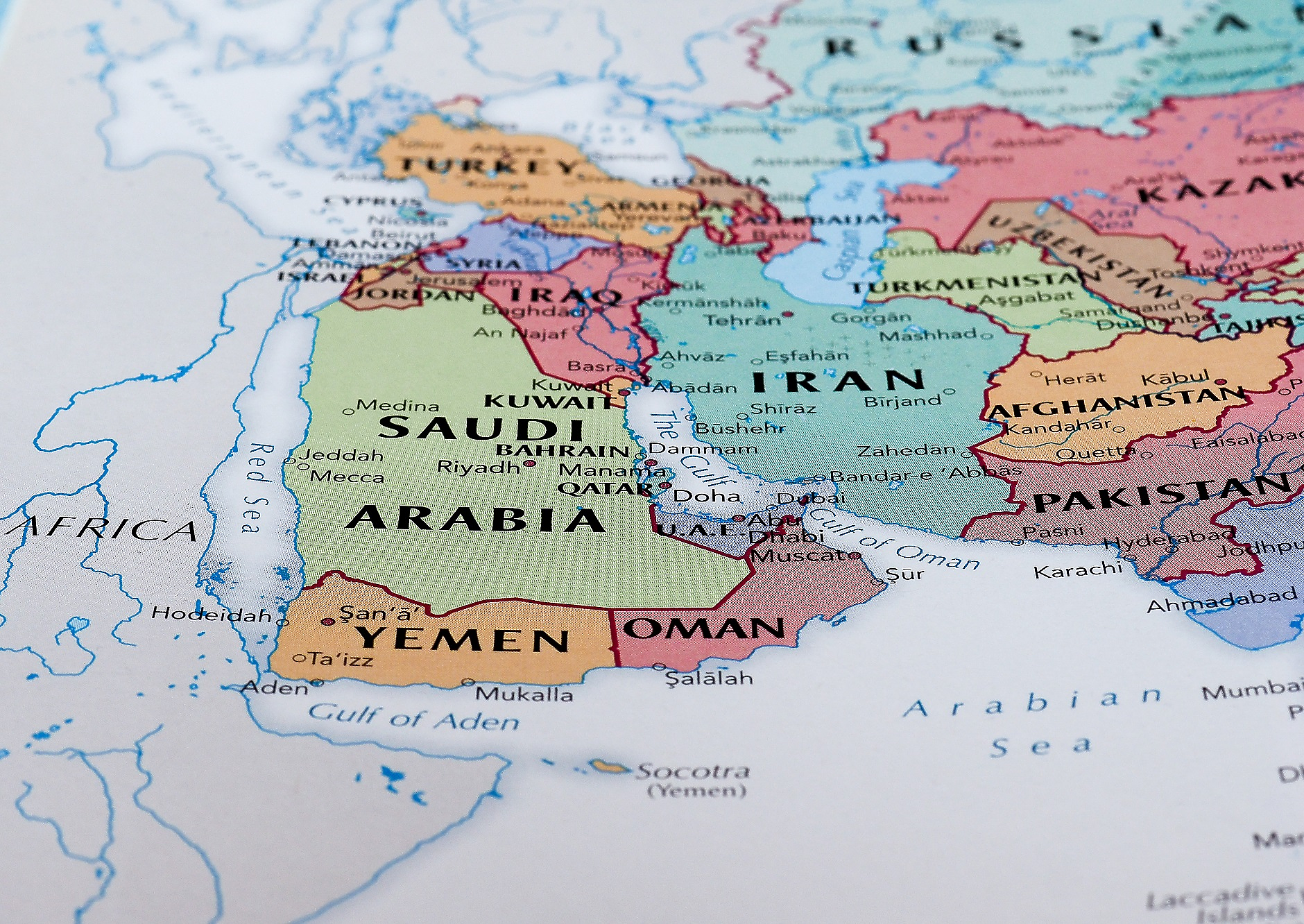 Ситуацията остава обтегната: Затоплянето на отношенията между Саудитска Арабия и Иран ще отнеме време