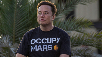 Главният изпълнителен директор на Tesla и SpaceX и собственик на