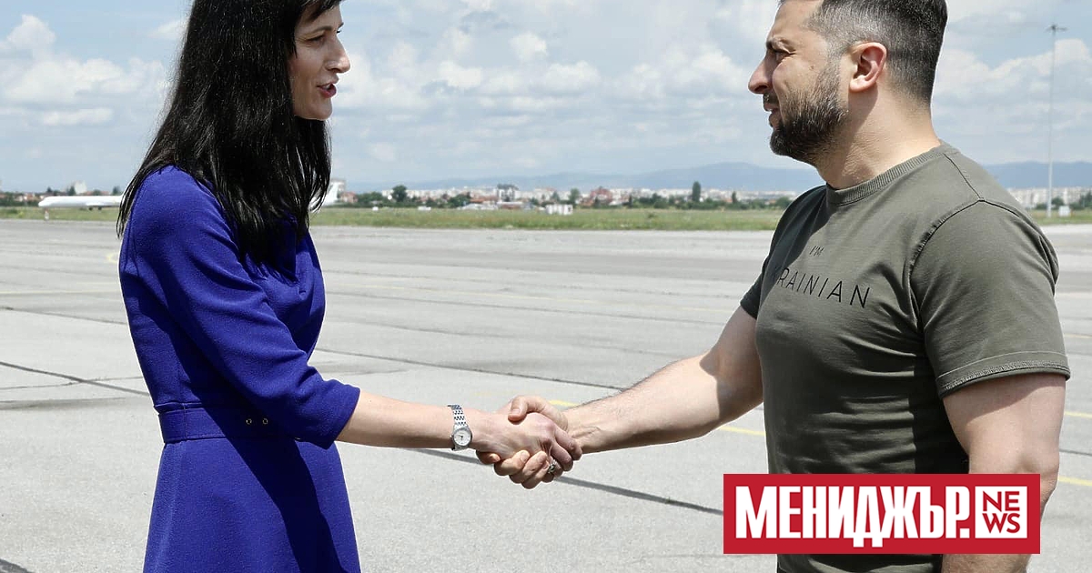 Вицепремиерът и министър на външните работи Мария Габриел е посрещнала