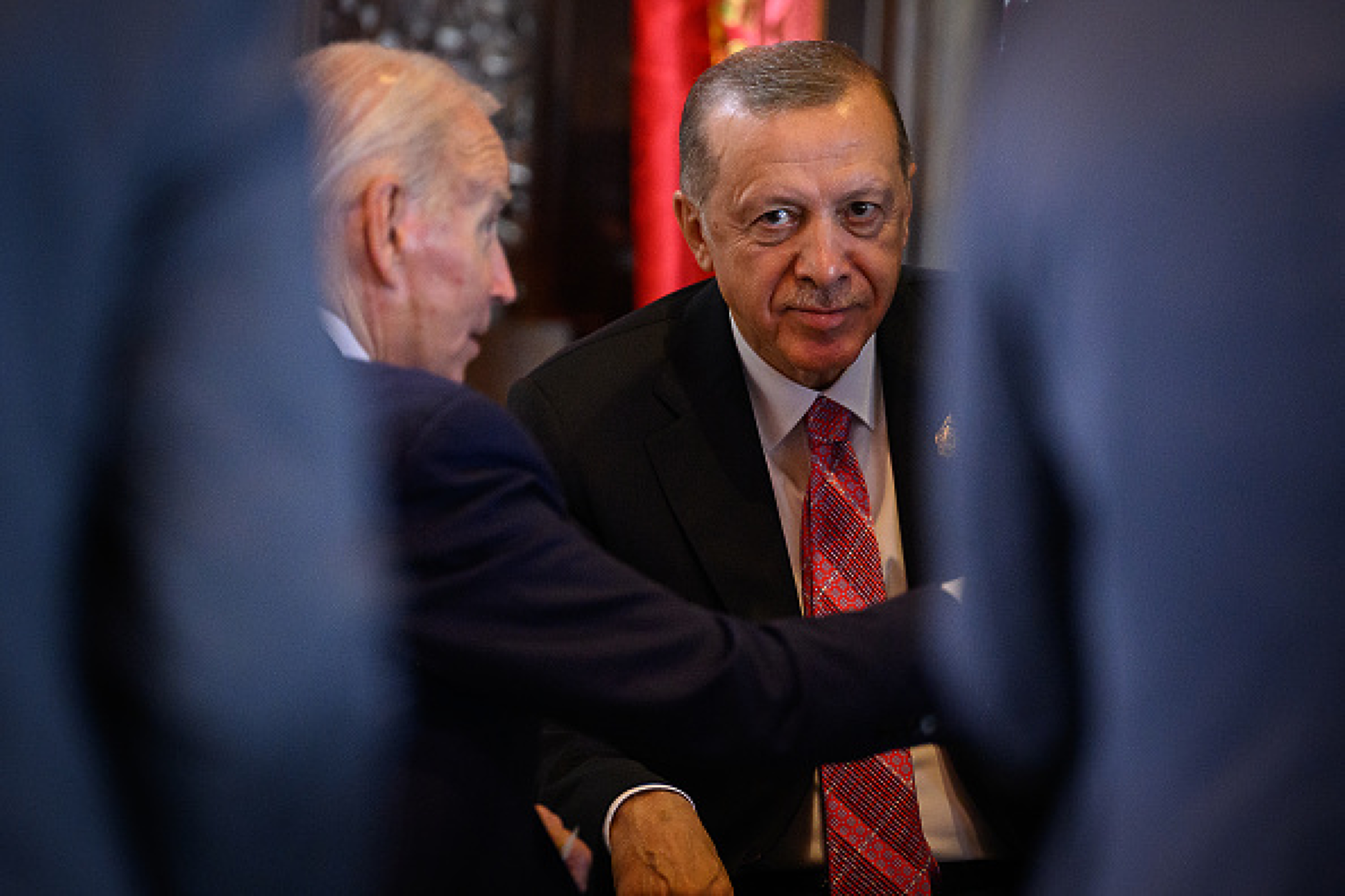 Байдън и Ердоган по телефона се разбраха за среща на четири очи по спорните въпроси 
