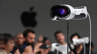 Дизайнът принуди Apple да свие значително производството на очилата си за добавена реалност