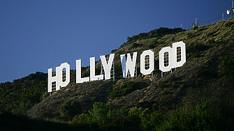 Холивудски актьори обявиха че ще се присъединят към продължаващата стачка