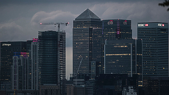 Бонусите в банките в Лондон са се сринали през 2022 г. заради липсата на корпоративни сделки