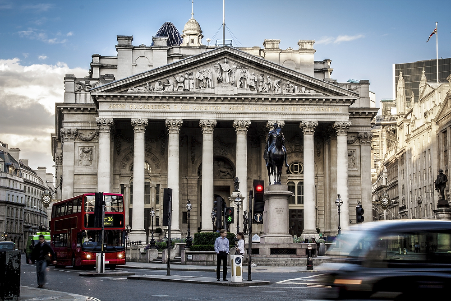 Bank of England  обмисля да задължи чуждестранните банки да откриват дъщерни дружества