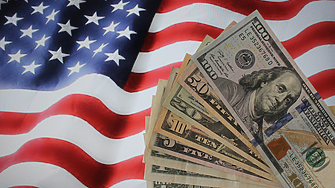 Проучване: 72 на сто от американците се чувстват финансово несигурни