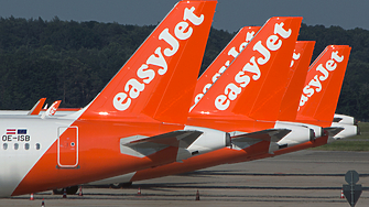 Нискотарифната авиокомпания Easyjet потвърди че е отменила 1700 полета докато