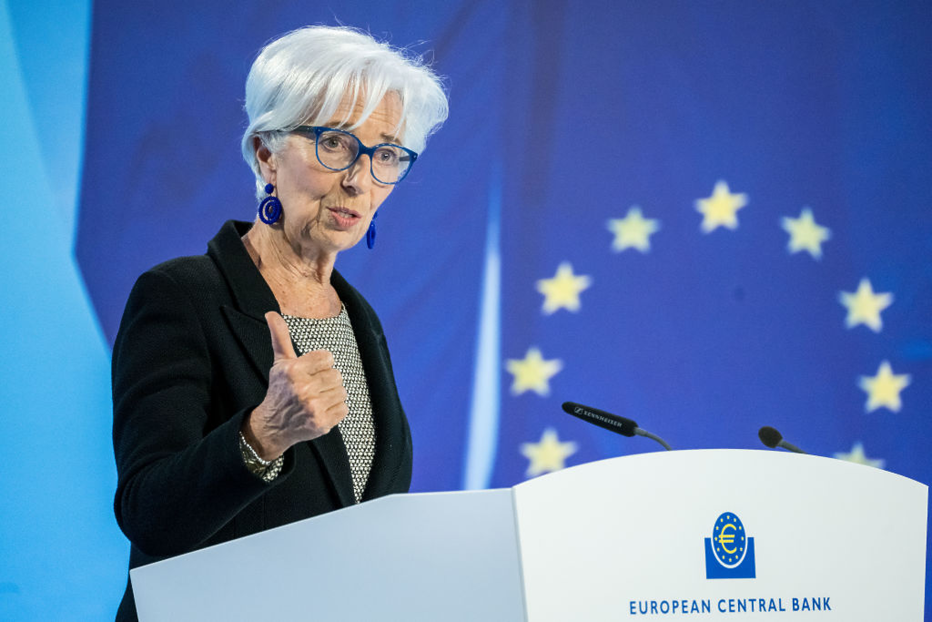 Лагард:  Дори да има пауза в кампанията за затягане, не е изключено ЕЦБ да вдигне лихвите по-късно