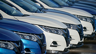 Продажбите на нови автомобили в ЕС скочиха с близо 18 на сто през юни