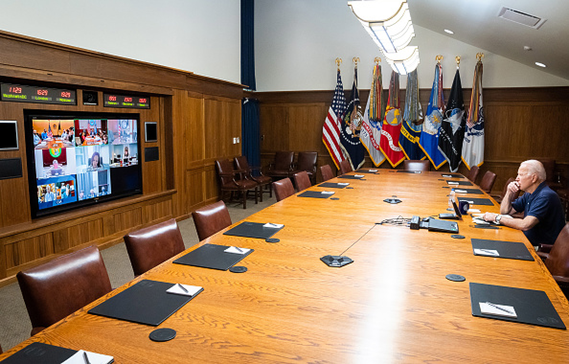 Лидерите на САЩ, Япония и Южна Корея се срещат в Кемп Дейвид през август