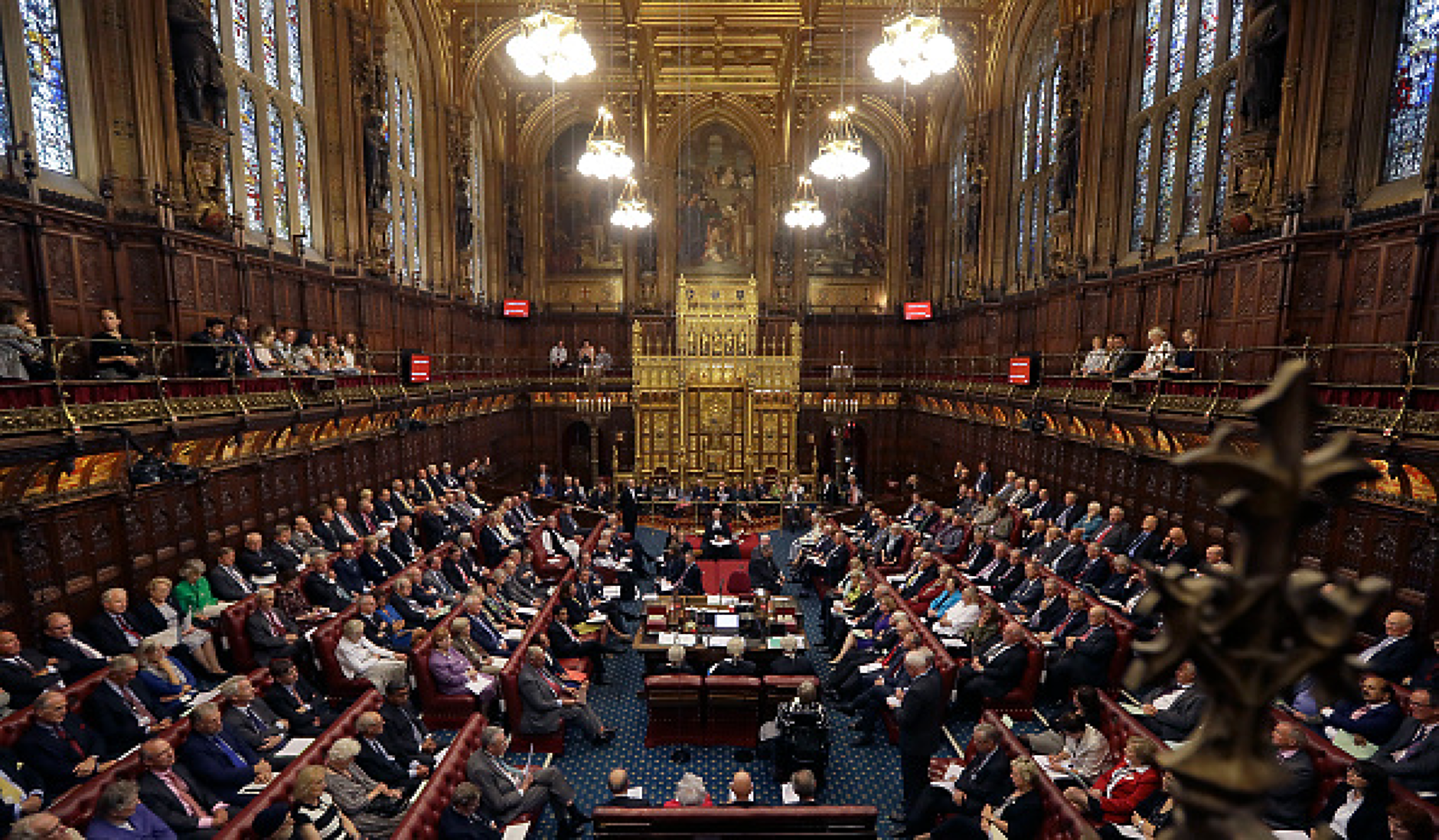 Британският парламент прие спорния законопроект за нелегалната имиграция
