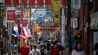 Населението на Япония намалява, докато чуждестранните жители нарастват рекордно