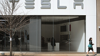 Бордът на директорите на Tesla връща 735 млн. долара от награди по иск на инвеститори 