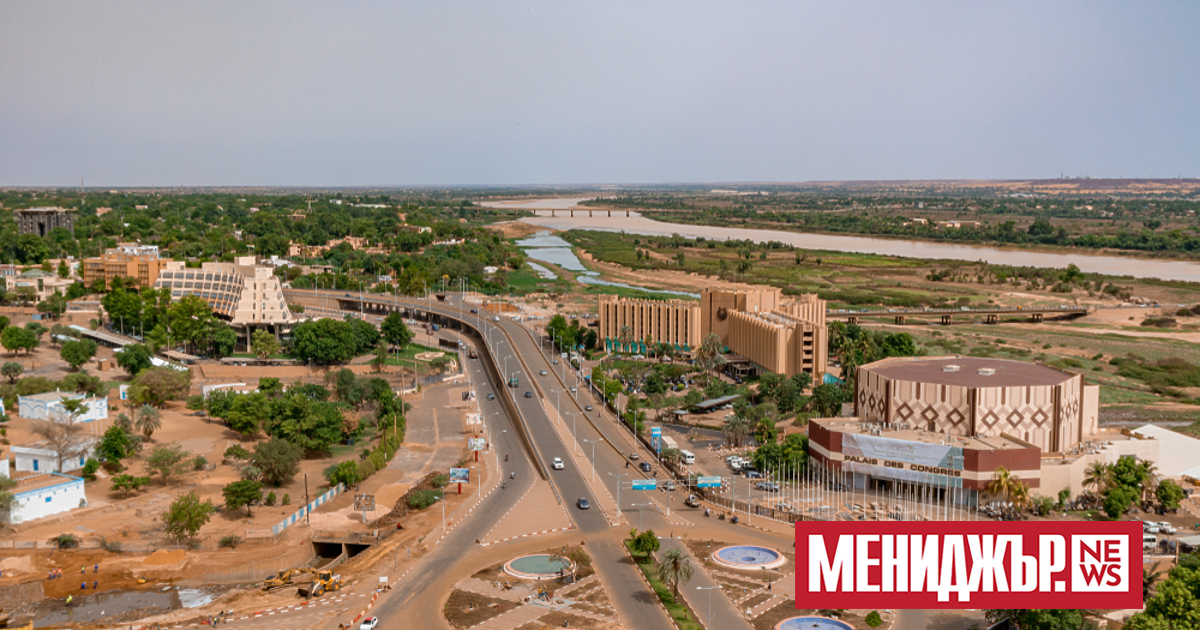 Западноафрикански лидери ще се съберат днес на извънредна среща“ в