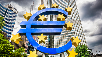Банките в еврозоната отчитат по рязък от очаквания спад при търсенето