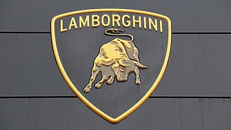 Lamborghini може да продаде 10 000 автомобила тази година за