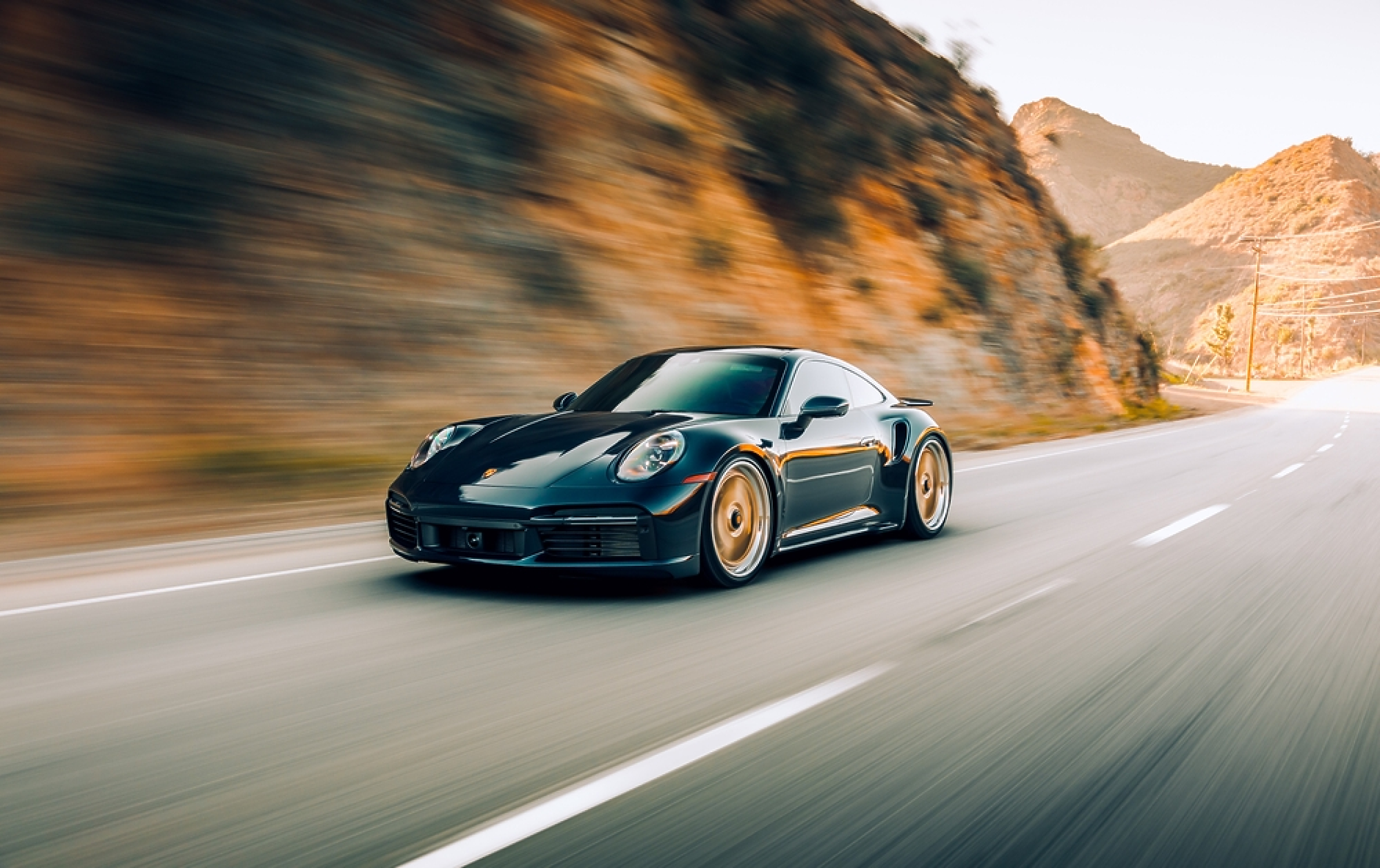 911 на Porsche ще бъде единственият оцелял от моделите на автомобилния производител с вътрешно горене