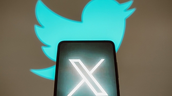 Решението на милиардера Елон Мъск да преименува Twitter на X