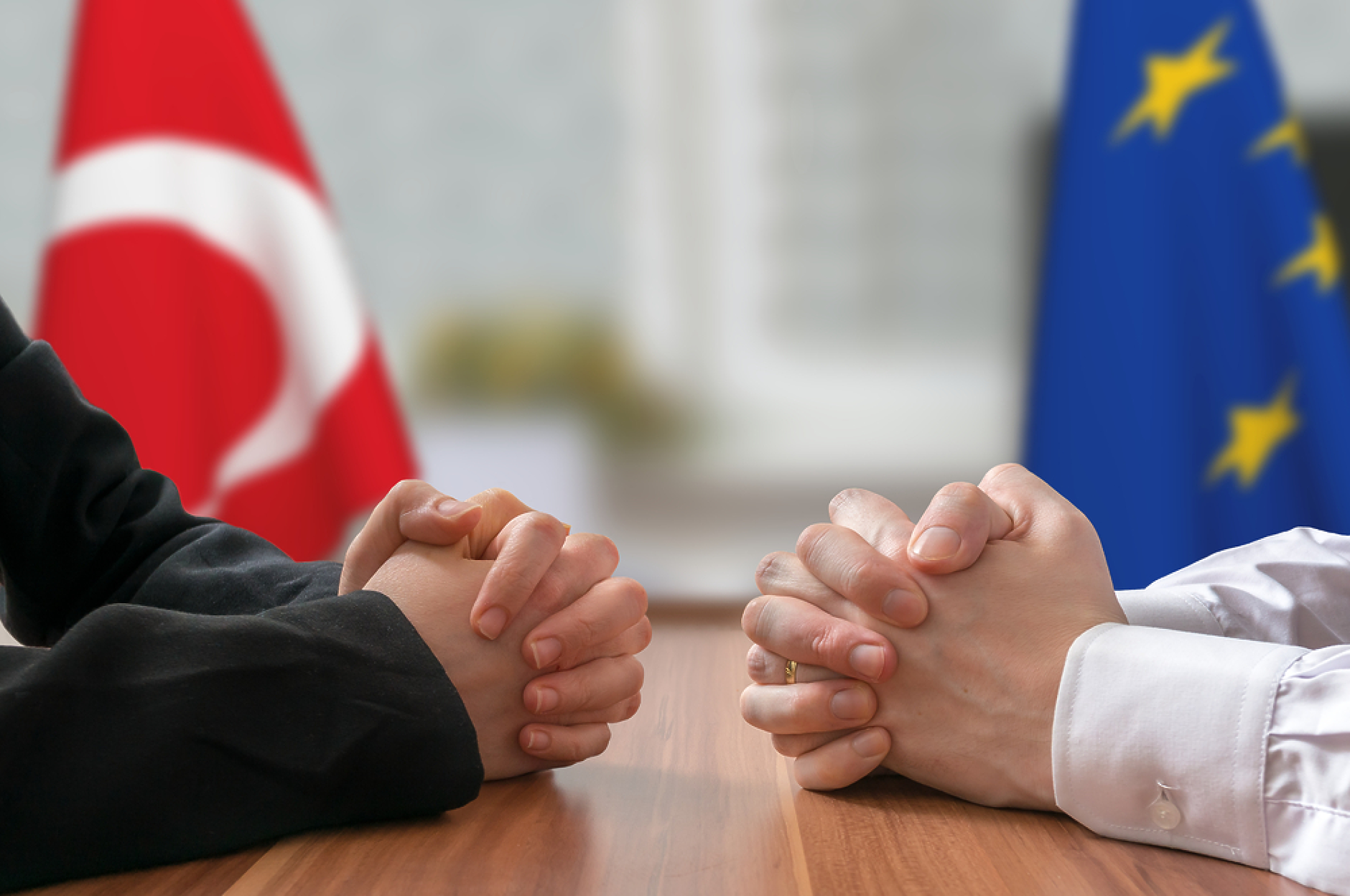 ЕС е готов да възстанови отношенията си с Турция, но поставя условия
