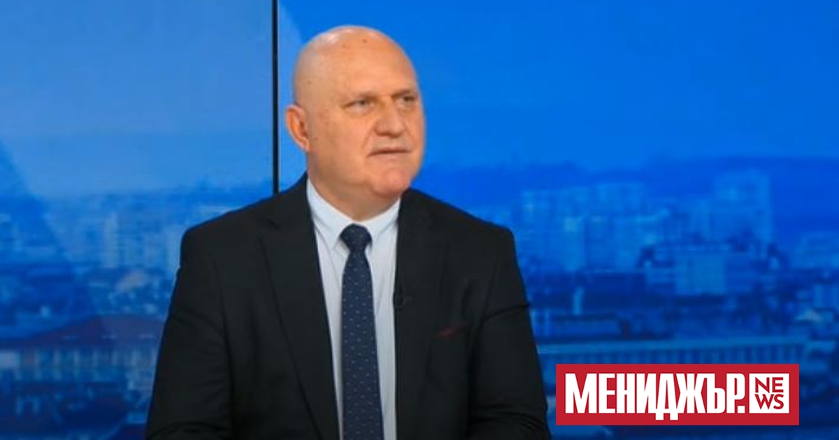 Ограничаването с един учебник по предмет не би бил добър