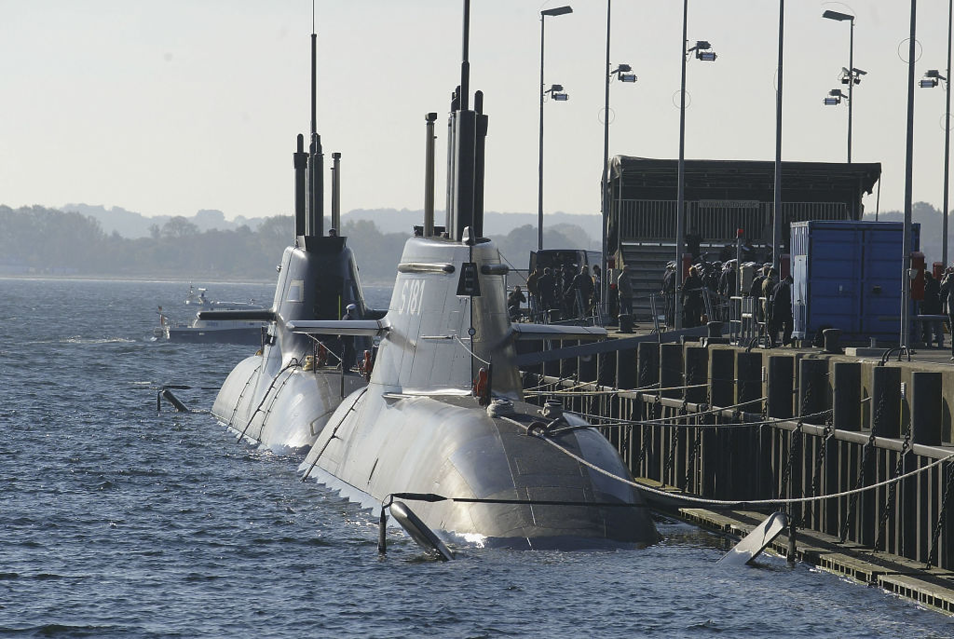 Испания и Германия в надпревара за сделка с Индия за подводници за 4,8 млрд. долара