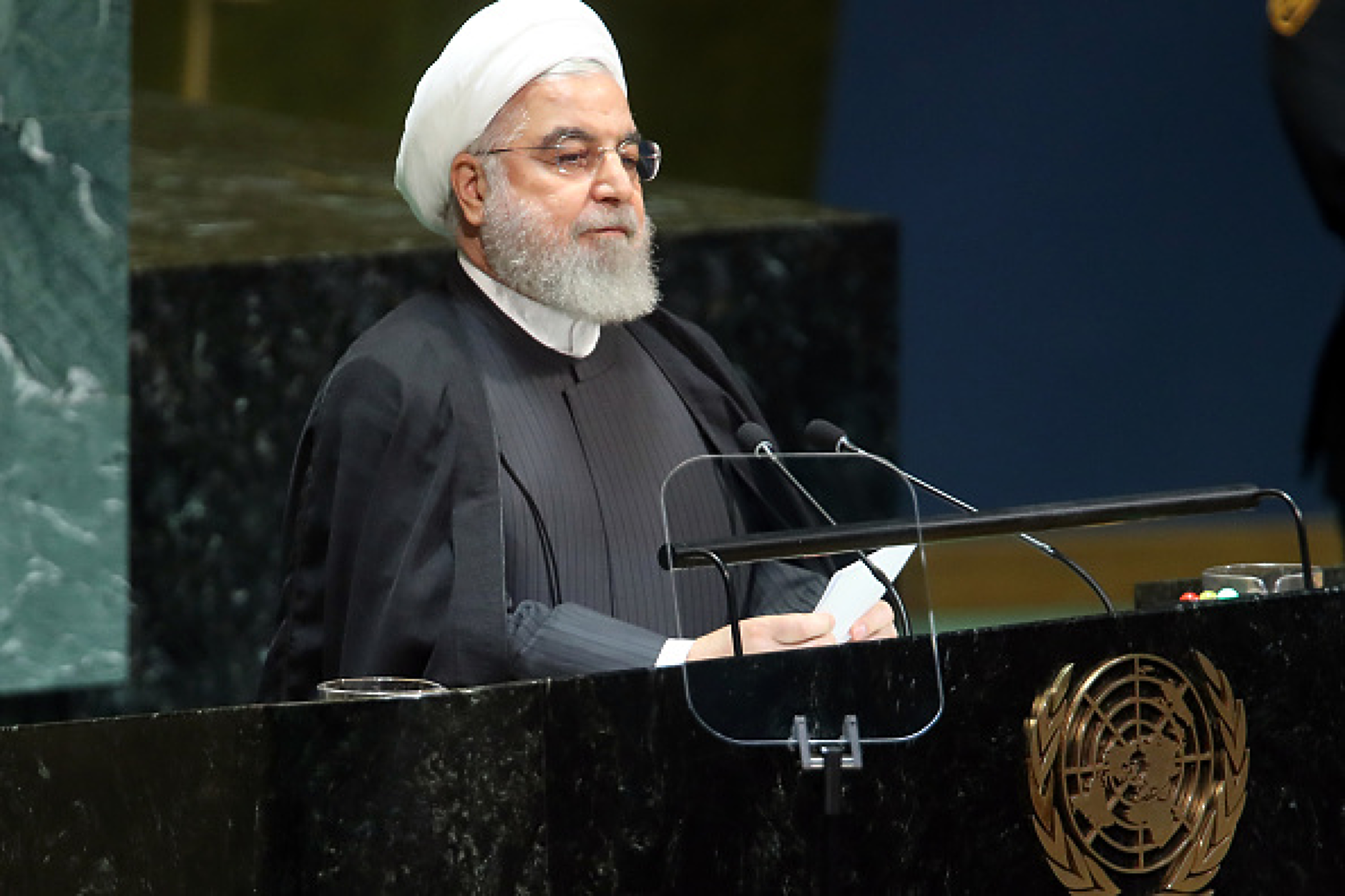 Иран обвини бившия президент Рухани във валутни измами