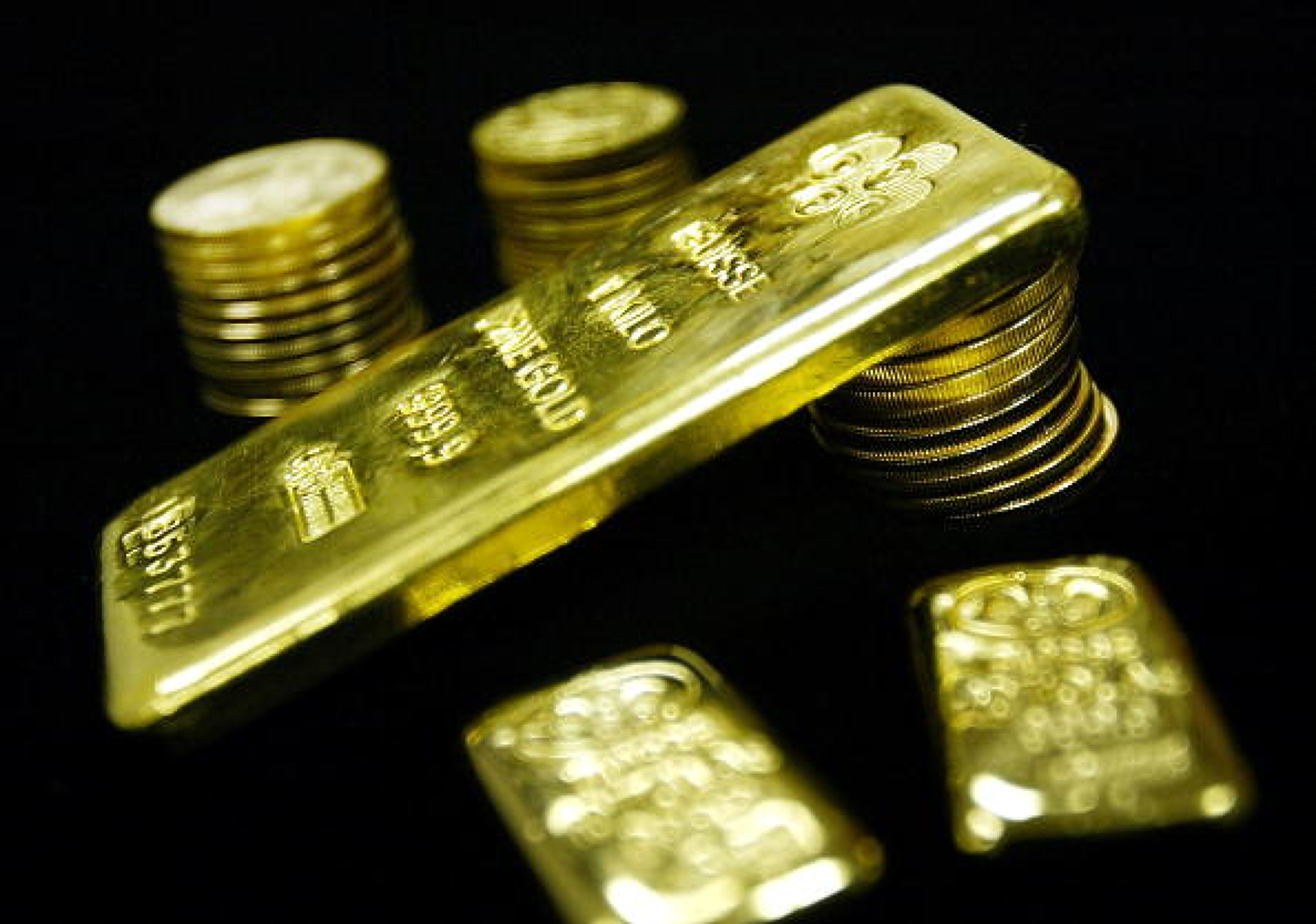 CNBC: Цената на златото може да достигне рекордните 2500 долара за унция 