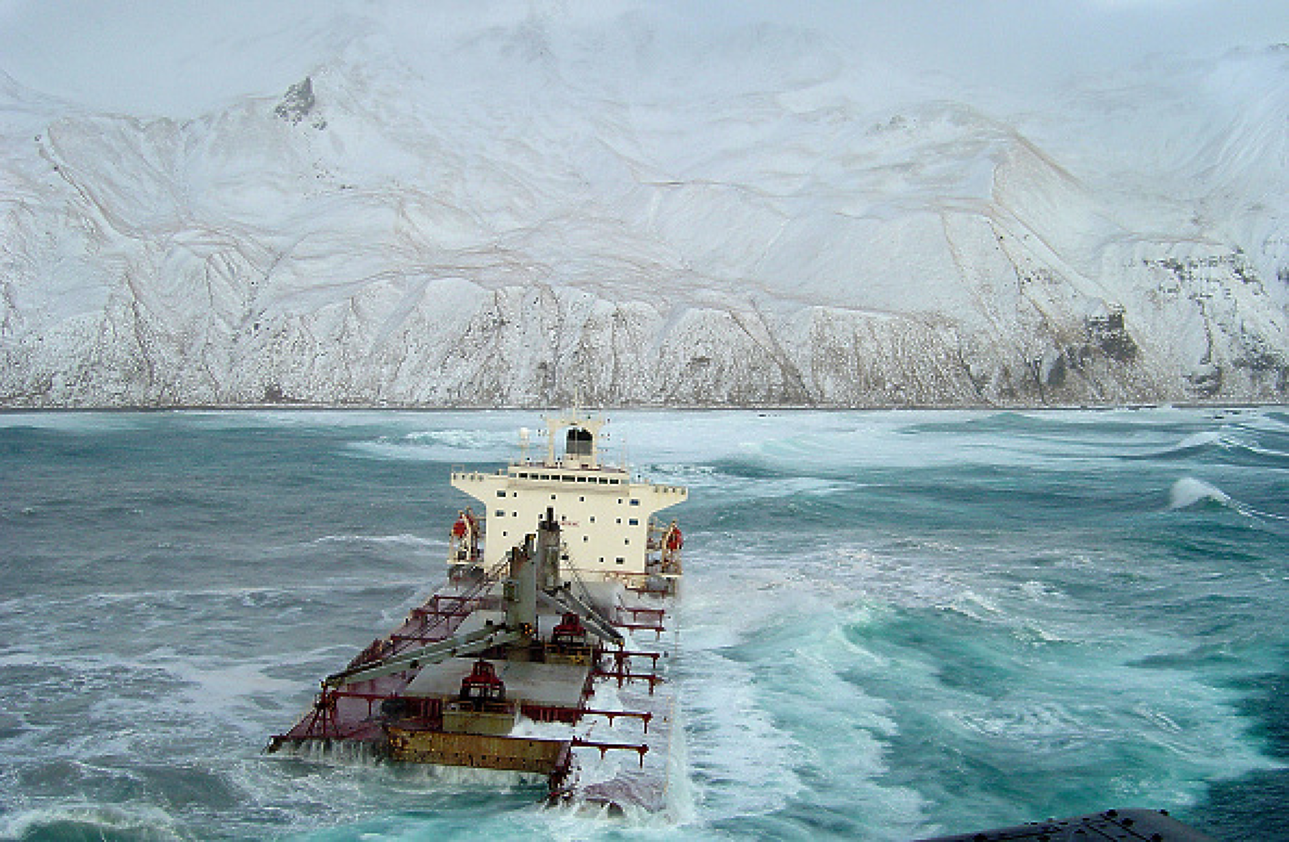 Напрежение в САЩ заради група китайски и руски кораби край Аляска