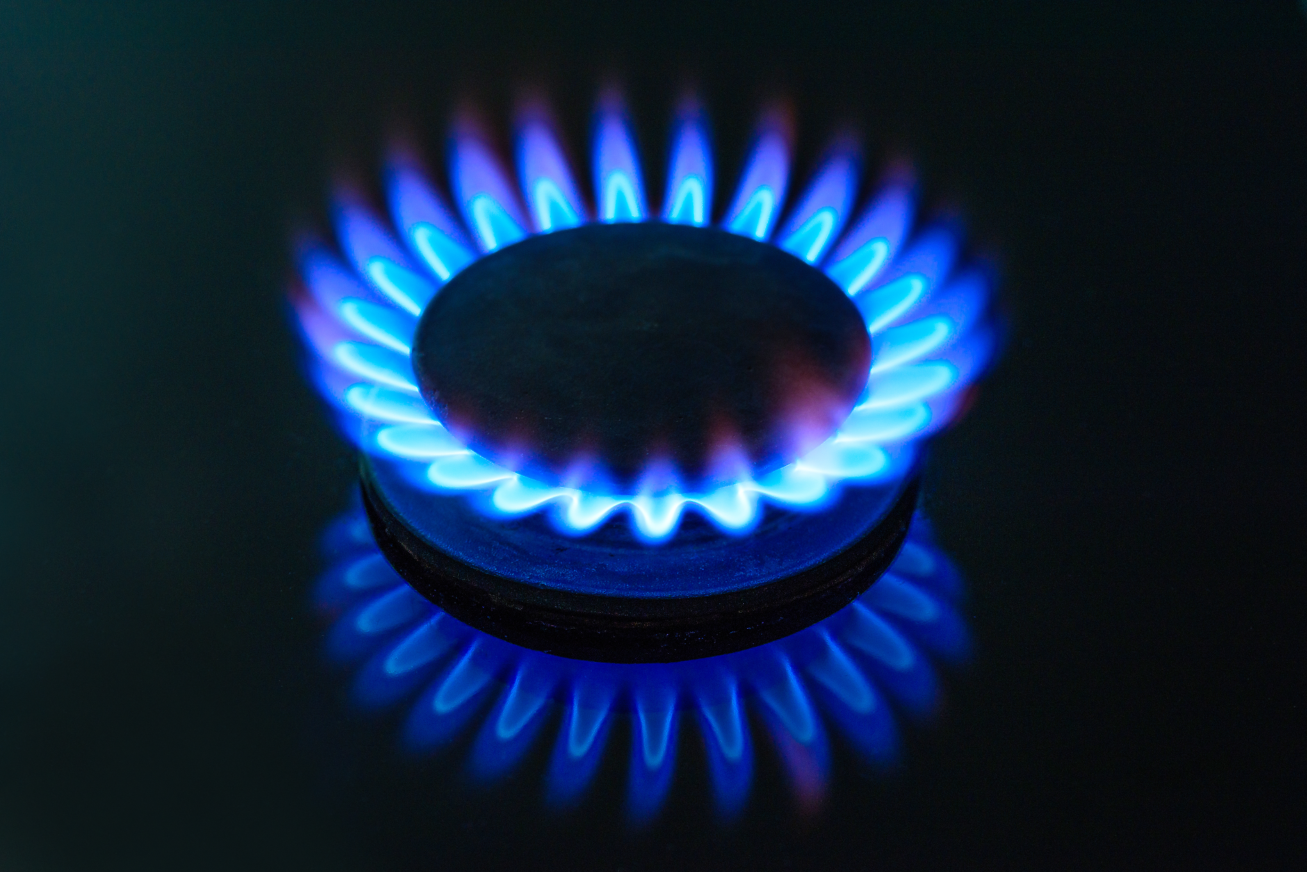 Булгаргаз предлага природният газ да поевтинее с по-малко от процент през септември