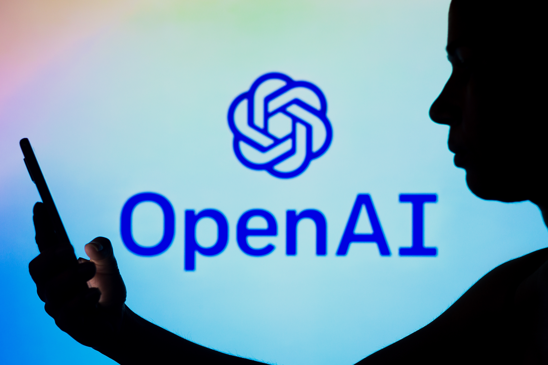 OpenAI е напът да генерира годишни приходи от 1 млрд. долара
