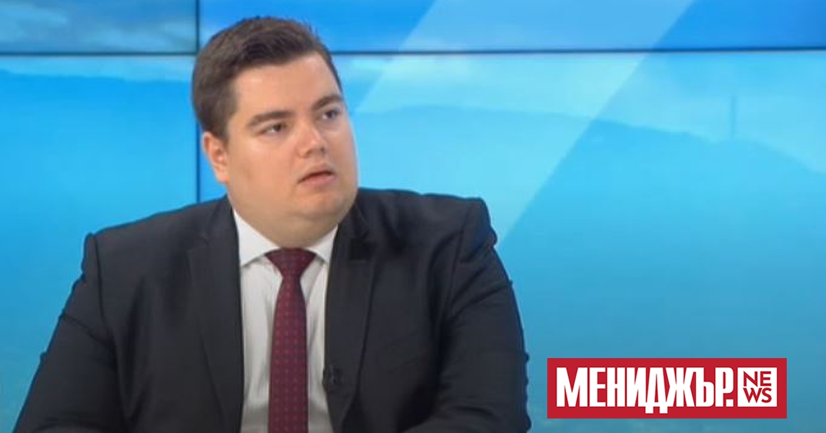 Оставката на ген. Атанас Атанасов от поста председател на комисията