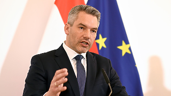 Австрийският канцлер Карл Нехамер се противопостави на подновяването на преговорите