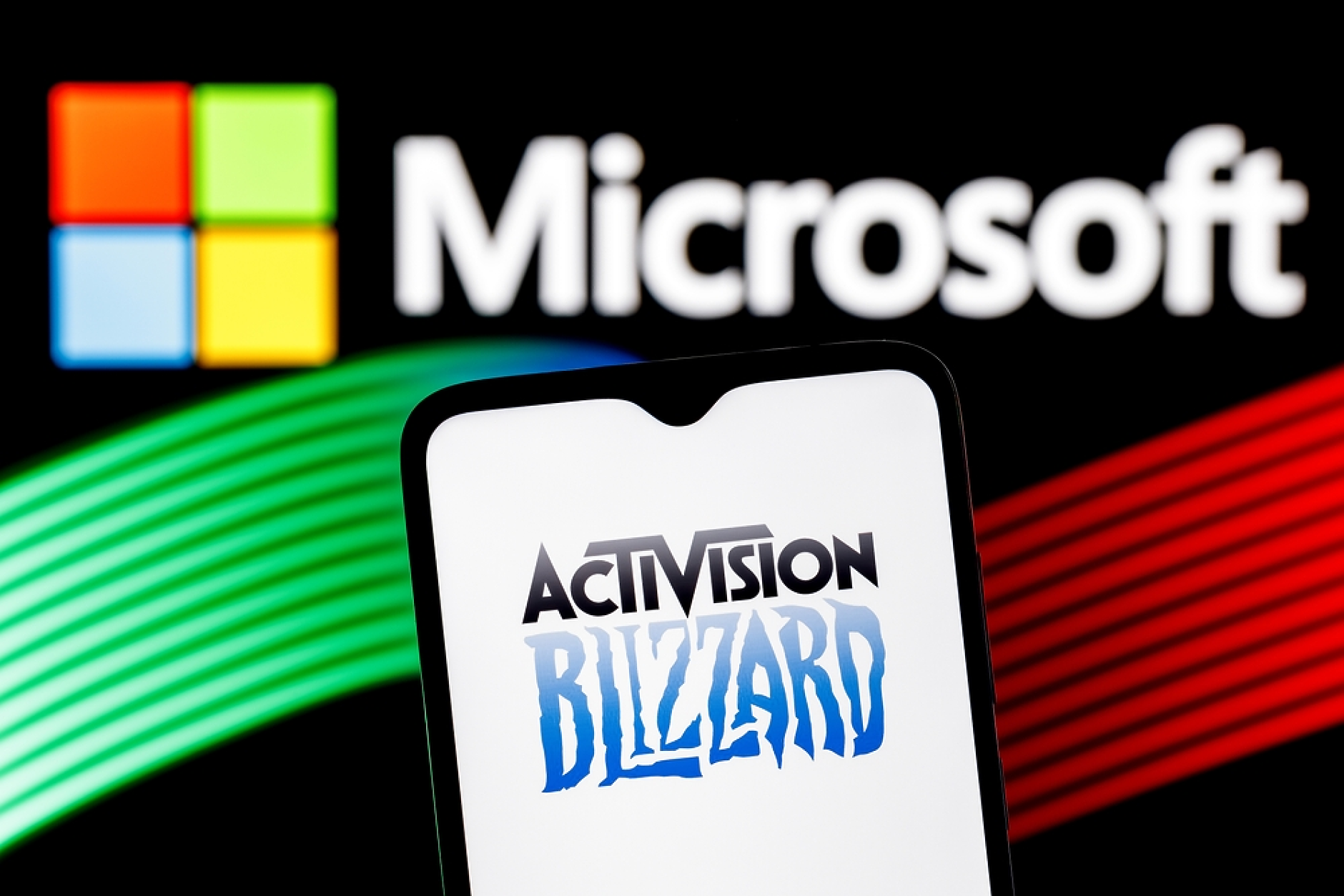 Великобритания заяви, че може да разреши преструктурираната сделка между Microsoft и Activision