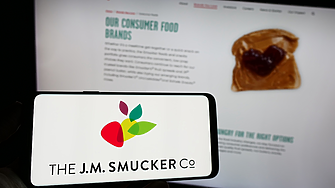 Американската J.M. Smucker купува производителя на хлебни изделия Hostess за $4 млрд.