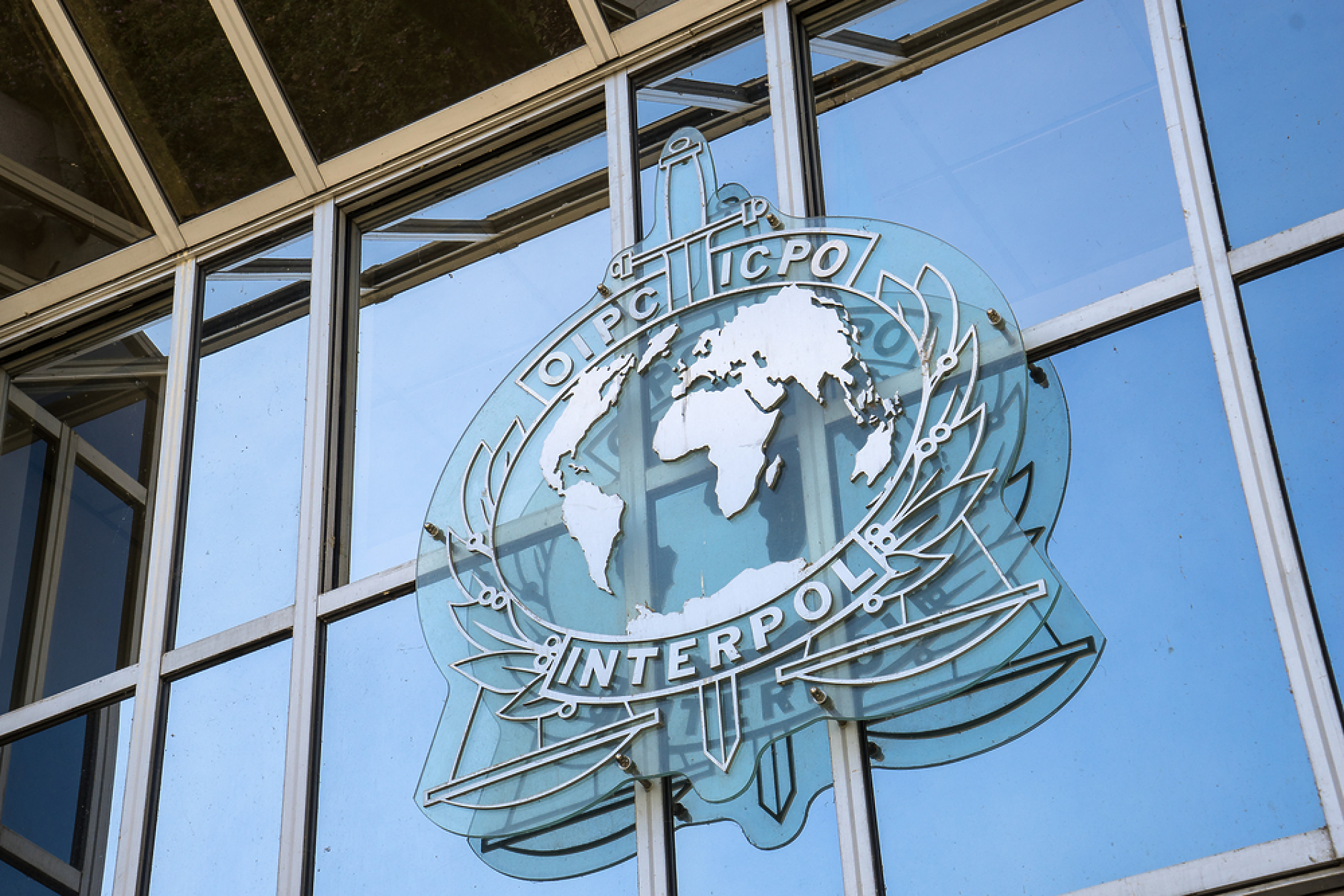 Русия обвини Интерпол в „задкулисни игри“ за нейното изключване от организацията