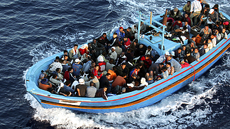Около 186 000 мигранти са пристигнали досега в Европа през