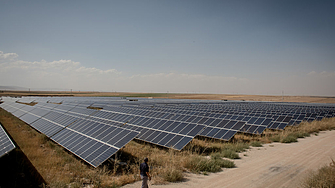 Европейската соларна енергийна индустрия предупреди политиците да не налагат тарифи