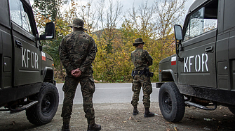 САЩ призоваха Сърбия да изтегли войските си от границата с Косово, НАТО е готово да изпрати военни