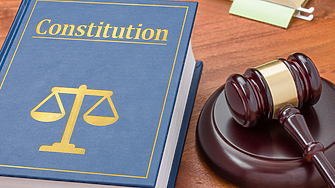 Парламентът одобри процедурните правила, по които ще се приемат измененията в Конституцията