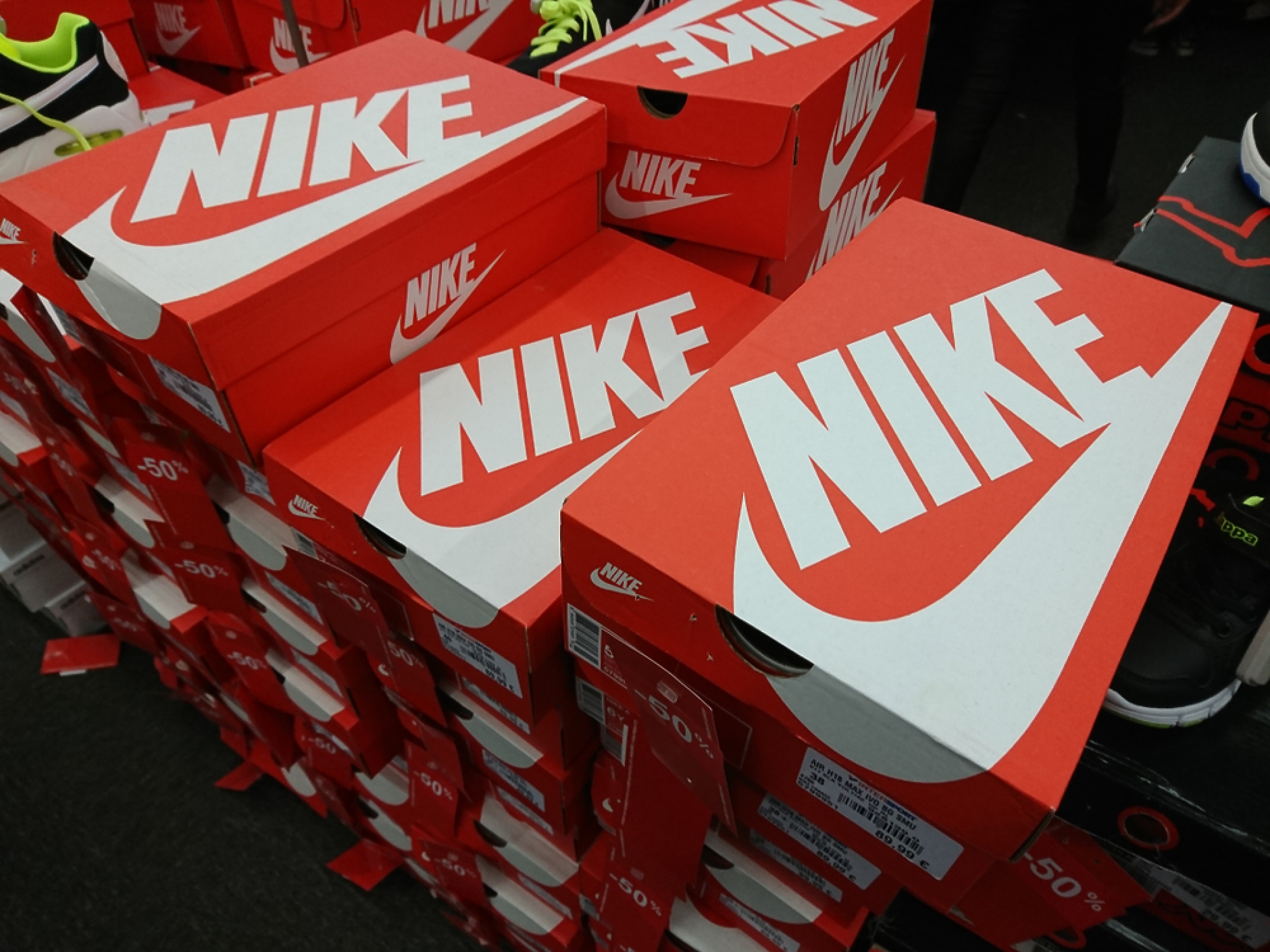 Nike запазва короната си като най-ценната марка за облекло в света