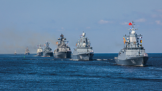 Обявеният от Украйна за убит командир на руския Черноморски флот адмирал Виктор
