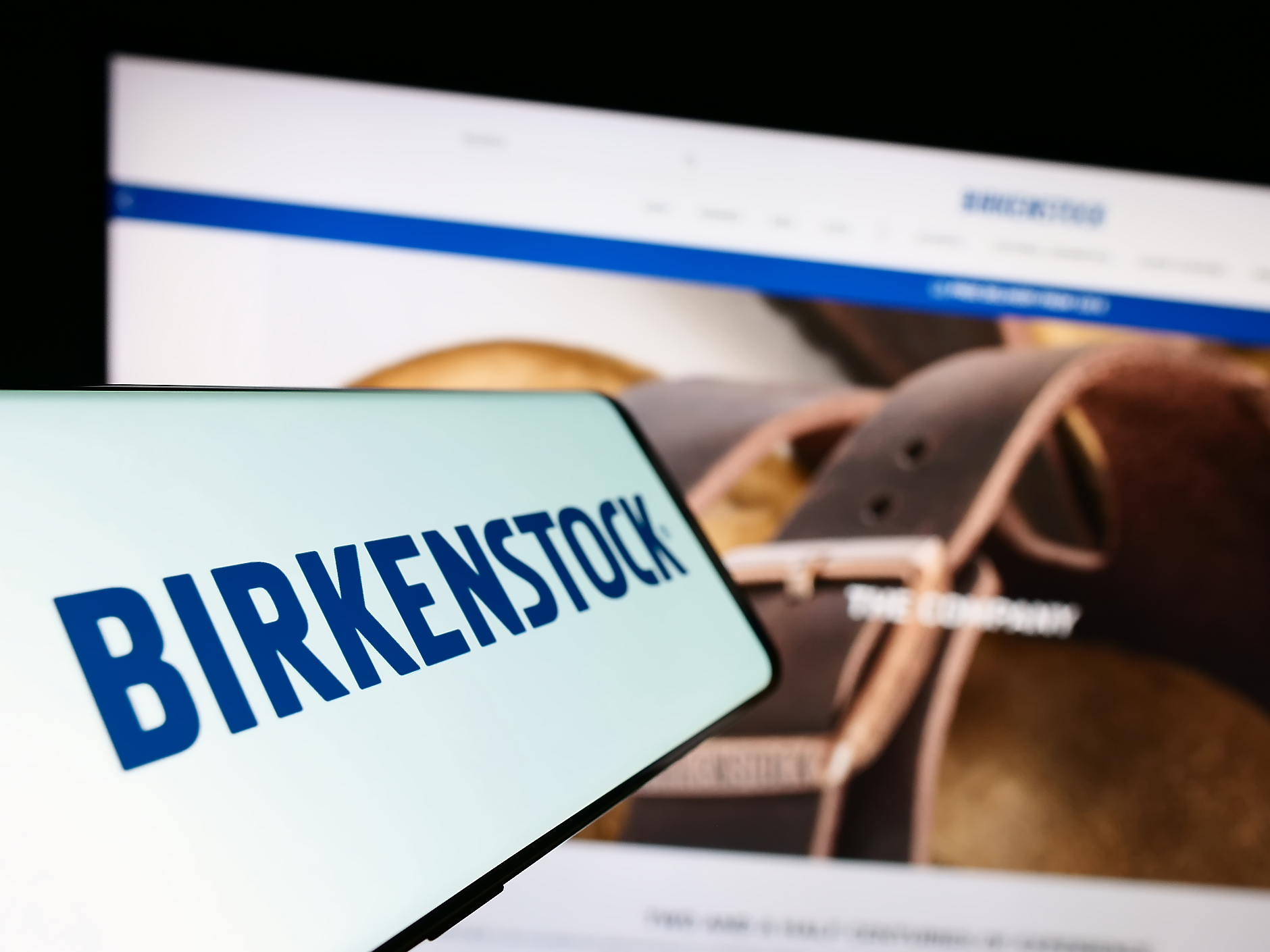 Производителят на обувки Birkenstock излиза на борсата